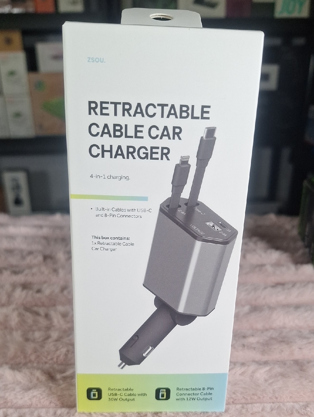 Retractable Cable Car Charger - White/Grey
